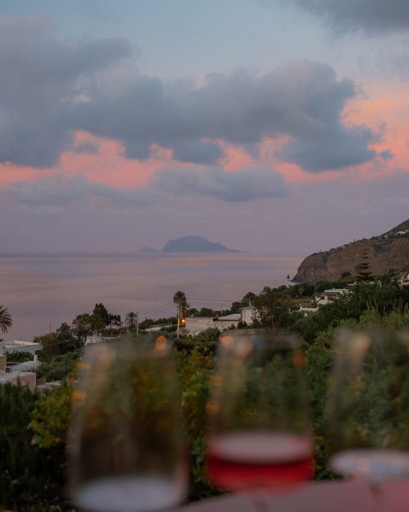 Hotel Ravesi Review: Wine Tasting