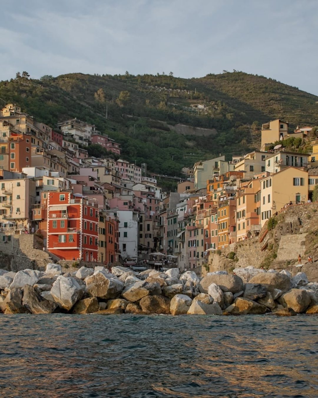 riomaggiore-cinque-terre-italy-3